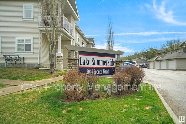 property at 3040 Spence Wynd SW