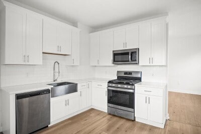 property at 252 Magnolia St