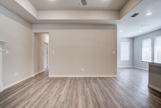 7620 61st St in Lubbock, TX - Building Photo - Building Photo
