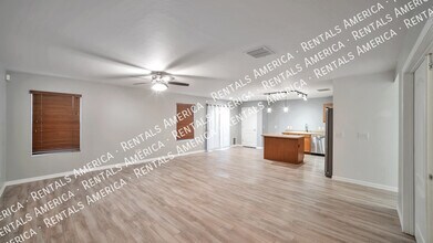 1112 W Vuelta Las Verdolagas in Sahuarita, AZ - Building Photo - Building Photo