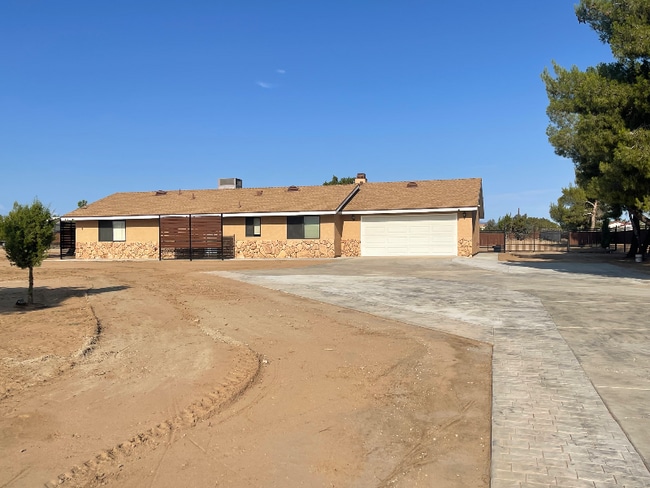 property at 8560 Oakwood Ave