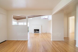 1121 Prescott Ave in Monterey, CA - Building Photo - Building Photo