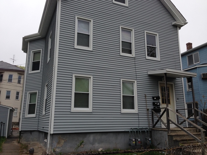 66 Cutler St in Worcester, MA - Building Photo