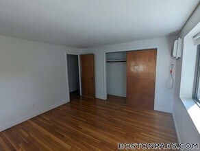 189 W Wyoming Ave in Melrose, MA - Building Photo - Building Photo