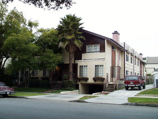 717 Milford St in Glendale, CA - Building Photo - Building Photo