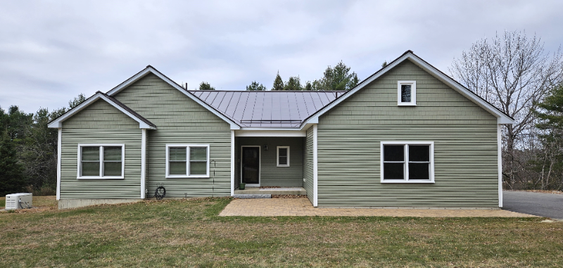 23 Carey Wy in Holden, ME - Foto de edificio