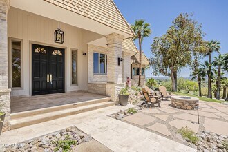 5654 E Mesquite Ln in Phoenix, AZ - Building Photo - Building Photo