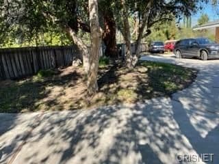 10444 Andora Ave in Los Angeles, CA - Building Photo - Building Photo