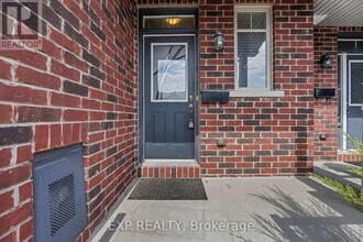 503 Knotridge St in Ottawa, ON - Building Photo - Building Photo