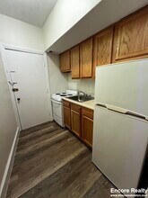 33 Lancaster Terrace, Unit 112 in Brookline, MA - Building Photo - Building Photo