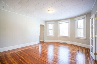 1012-12 River St in Agawam, MA - Building Photo - Building Photo