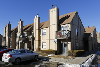 Sunnyvale Condominiums in Longmont, CO - Foto de edificio - Building Photo