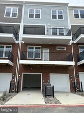 10840 Cedar Ave in Fairfax, VA - Building Photo - Building Photo