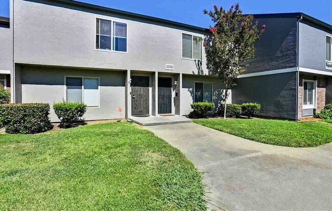 property at 3370 Northwood Dr.