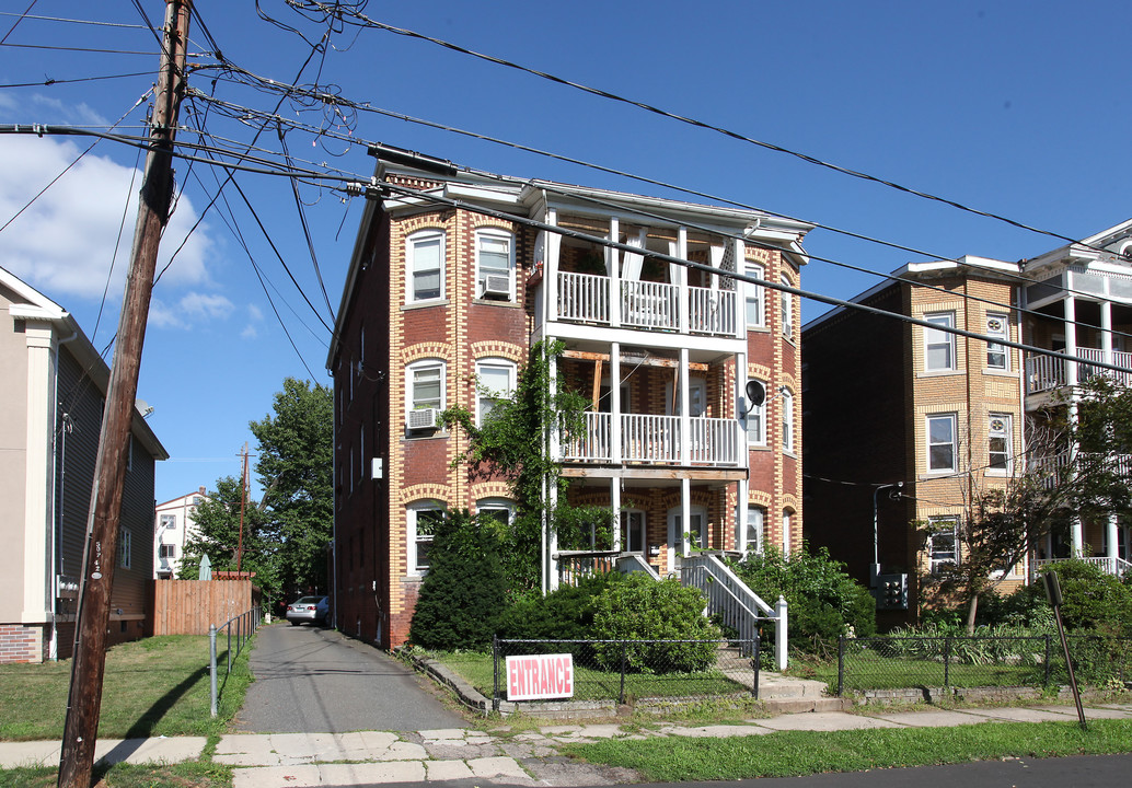 91-99 Silver St in New Britain, CT - Building Photo