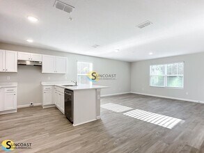 6499 Breezy Oaks Wy in Jacksonville, FL - Building Photo - Building Photo