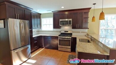 1498 Deerwood Dr in Decatur, GA - Building Photo - Building Photo