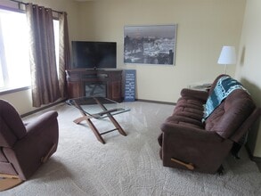 3718-3744 44 Ave in Bonnyville, AB - Building Photo - Building Photo