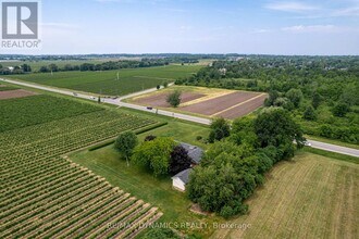 1301 E & West Line in Niagara-On-The-Lake, ON - Building Photo - Building Photo