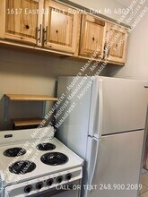 1617 E Thirteen Mile Rd in Royal Oak, MI - Building Photo - Building Photo