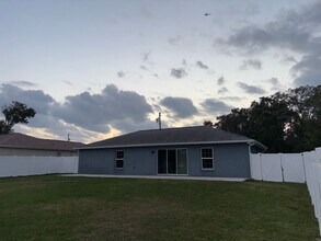 15725 SE 97th Ave in Summerfield, FL - Building Photo - Building Photo