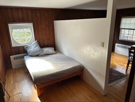 2 Weston Rd, Unit B in Westport, CT - Building Photo