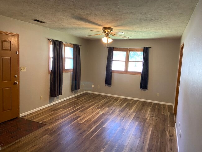 730 N Juliette Ave in Manhattan, KS - Building Photo - Building Photo