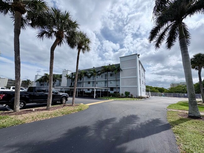 property at 689 NE 6th Ct