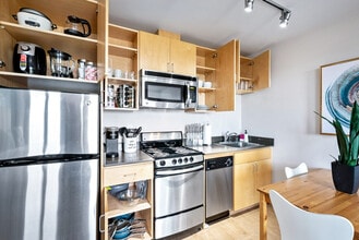 2806 17th Ave S in Seattle, WA - Building Photo - Building Photo