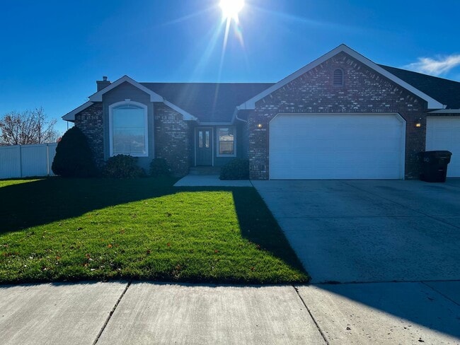 8800 Midvale Rd in Yakima, WA - Building Photo - Building Photo