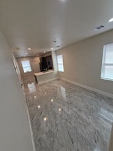 9745 Black Gum in Willis, TX - Foto de edificio - Building Photo