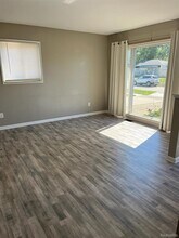 30572 Burlington St in Westland, MI - Building Photo - Building Photo