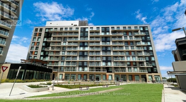 property at 6-416 David Eyer Rd
