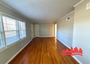 Welcome to this charming 3-bedroom, 1-bathroom home located in the vibrant city of Memphis, TN in Memphis, TN - Foto de edificio - Building Photo