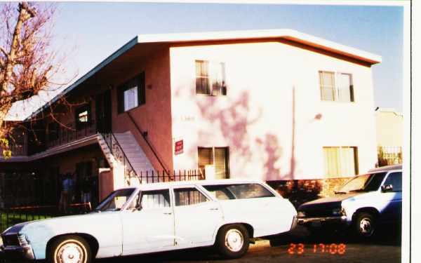 1366 Ohio Ave in Long Beach, CA - Foto de edificio - Building Photo