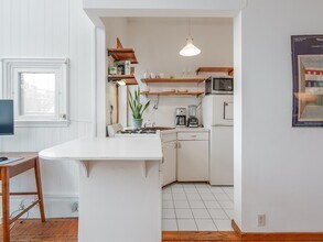 31 Pinckney St in Boston, MA - Building Photo - Building Photo