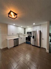6391 SW 8th St in North Lauderdale, FL - Building Photo - Building Photo