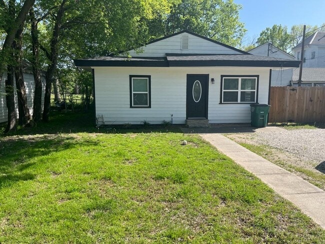 property at 504 Davis St