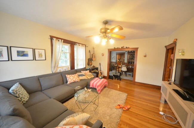 6 Oliva Rd in Boston, MA - Building Photo - Building Photo