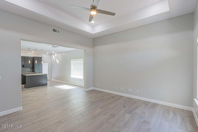 15153 Method Ave in El Paso, TX - Building Photo - Building Photo