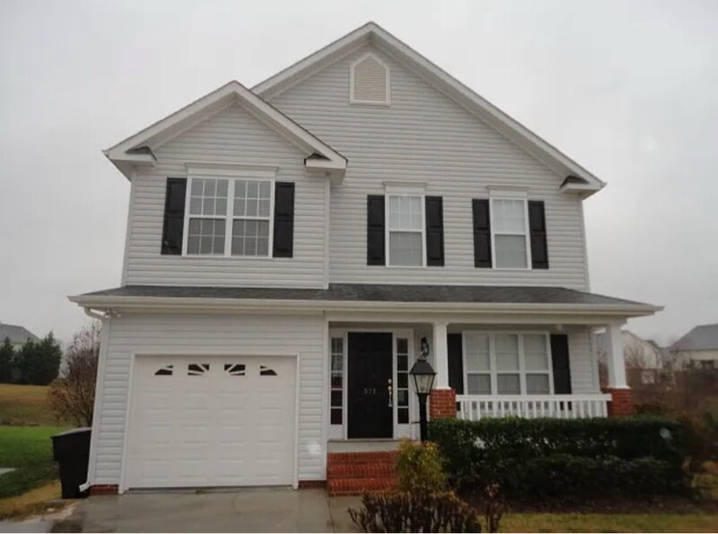 521 Brummell Ln in High Point, NC - Foto de edificio