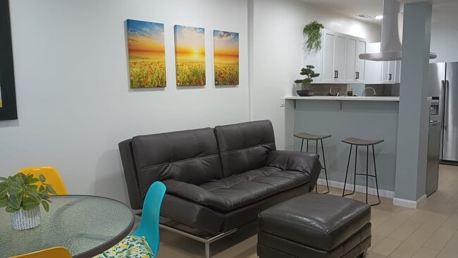 1529 W Cullerton St, Unit Unit 1 in Chicago, IL - Foto de edificio - Building Photo