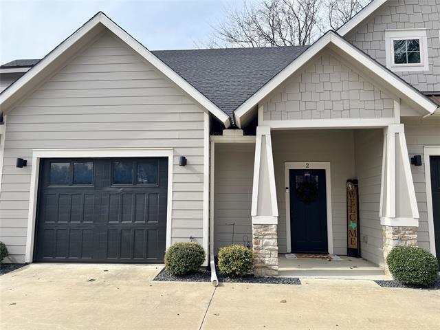 property at 1312 W Jefferson St