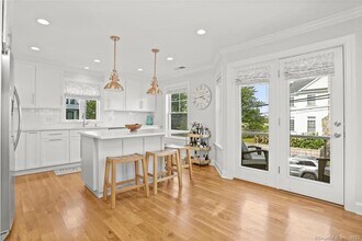 25 Penfield Pl in Fairfield, CT - Building Photo - Building Photo