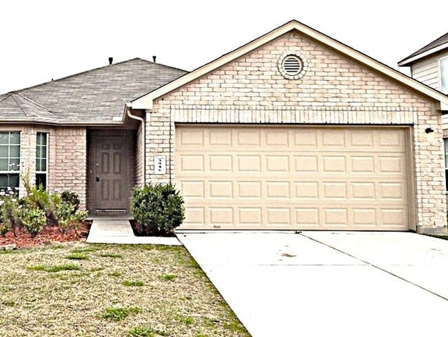 property at 3946 Hawthorn Glen Ct