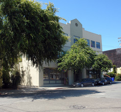 139 W Richmond Ave in Richmond, CA - Building Photo - Building Photo