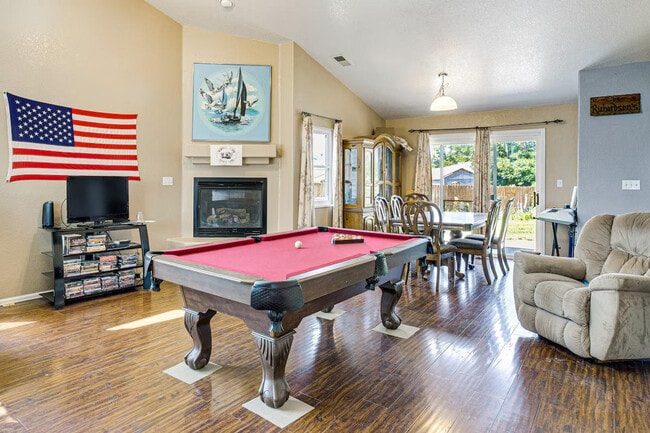 property at 367 N Lake Ct