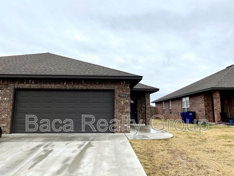 1862 Post Oak Rd in El Reno, OK - Building Photo