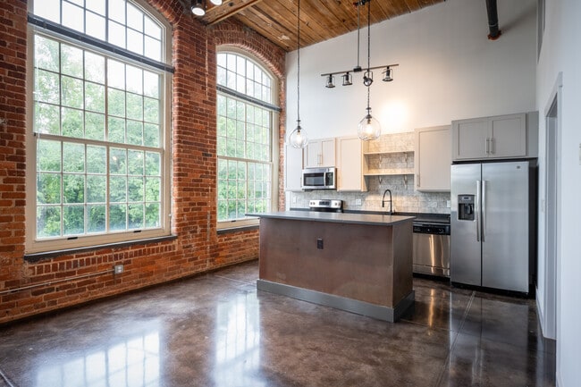 Arcadia Station Lofts