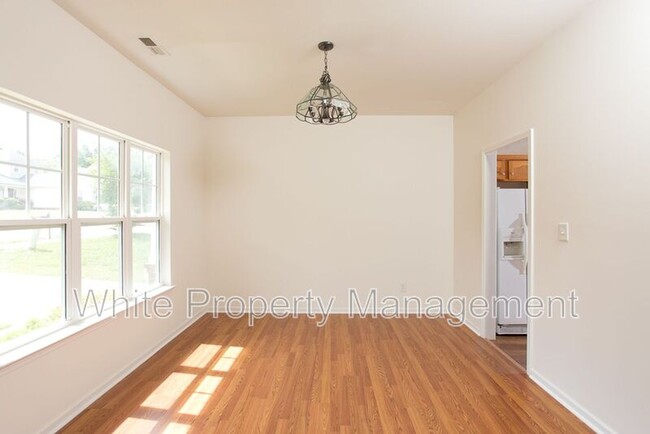 1045 Crestdale Crossing Dr in Matthews, NC - Building Photo - Building Photo